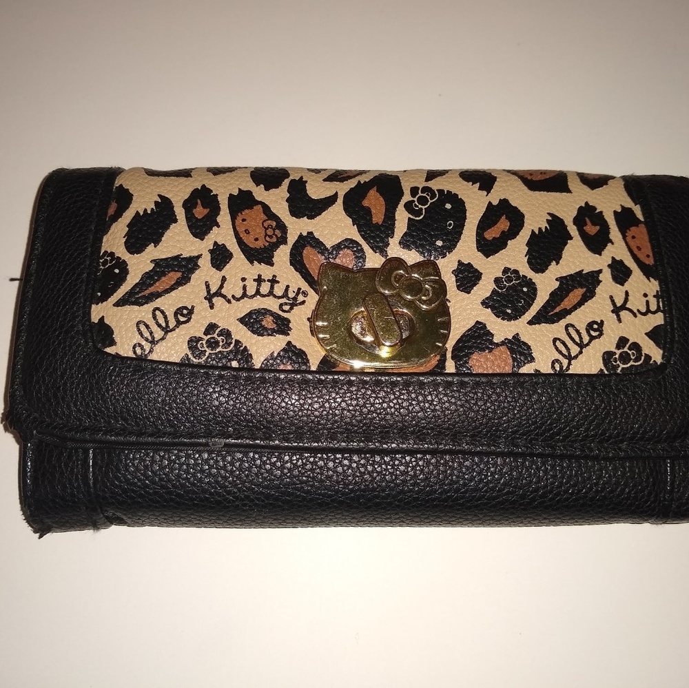 Hello kitty wallet by loungefly
